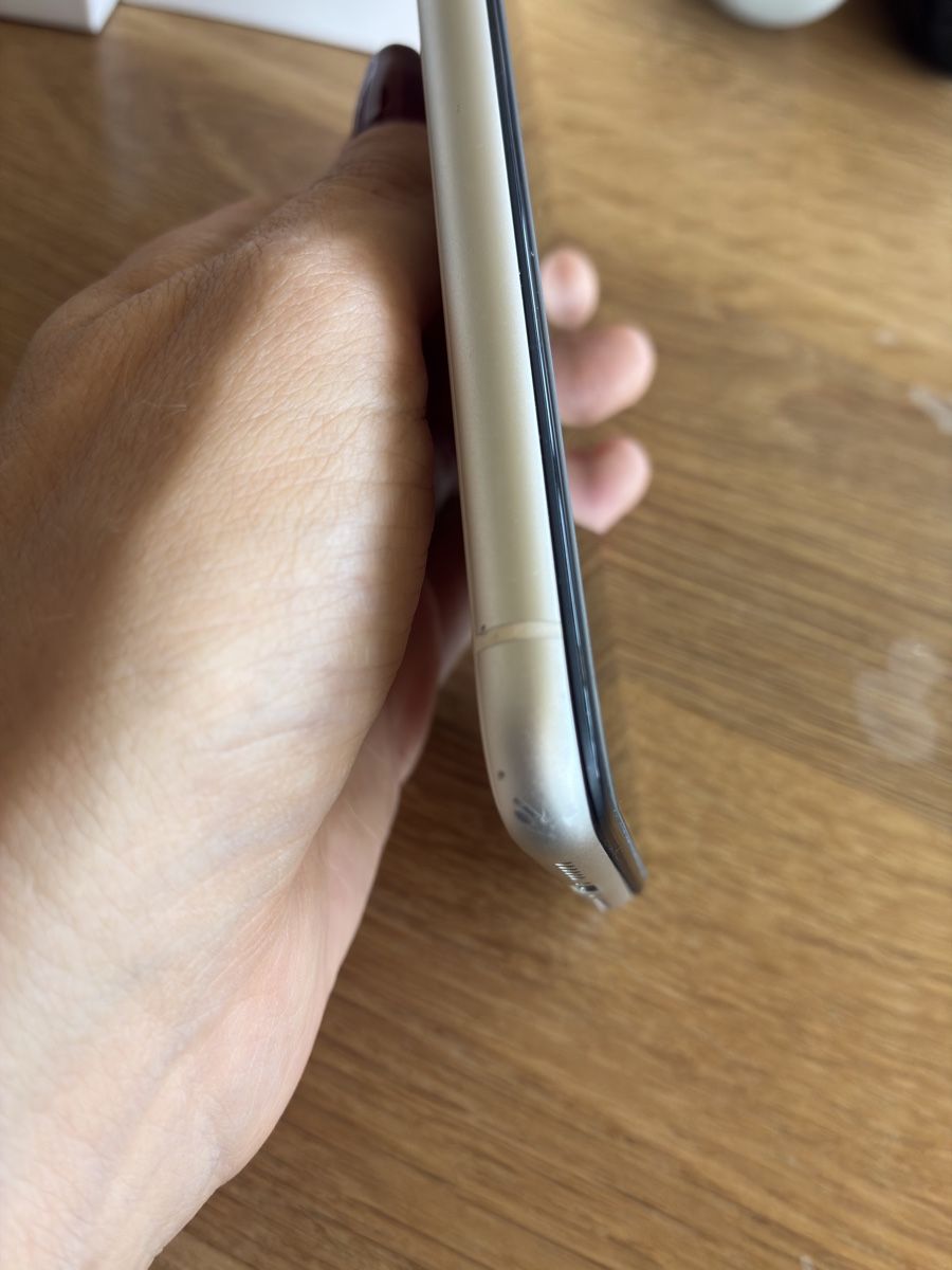 Apple Telefoni cellulari / Smartphones: Iphone 11 weiss 128GB – Usato da Le Crêt-près-Semsales venduto da Starbucks_Lady 4