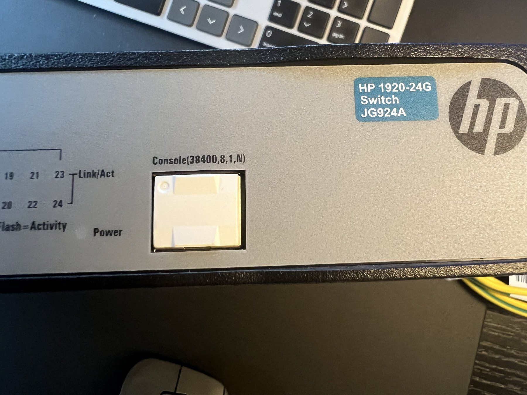 Hewlett Packard PCs: HP 1920-24G Switch – Gebraucht aus Nürensdorf von Airbus340 1