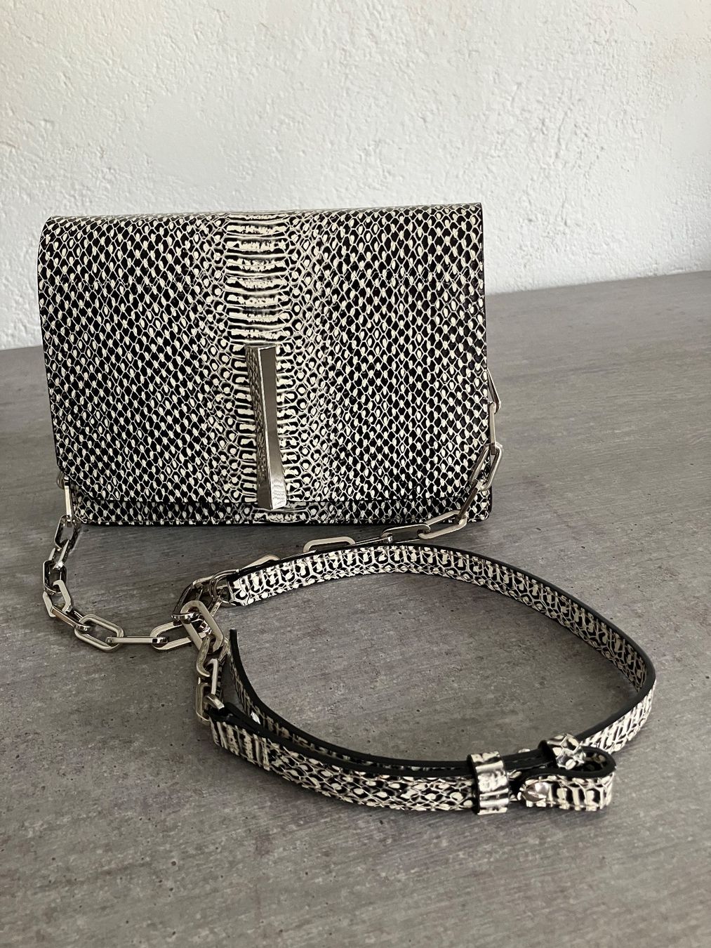 Gianni Chiarini Borse da donna: Sac Gianni Chiarini – Usato da Cortaillod venduto da car_f6v6