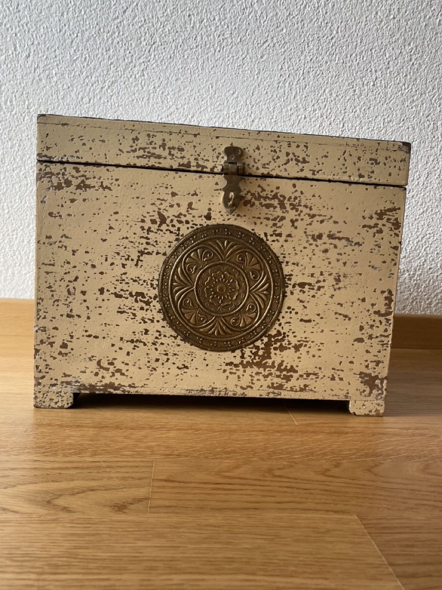 Truhen: Truhe / Box – Gebraucht aus Luzern von Waldblume. 2
