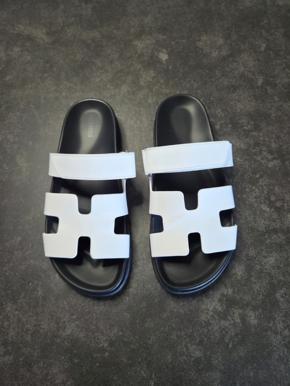 Hermès Damenschuhe: Sandales Hermès Chypre – Gebraucht aus Payerne von ste_k6wq 6