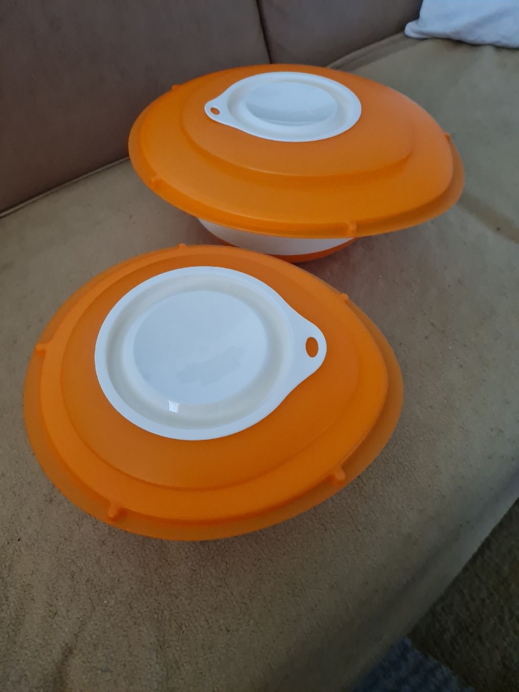 Coupes: Tupperware 2Rühr- Schüssel neu – Neuf (Voir description) à Münsingen par Cuci31