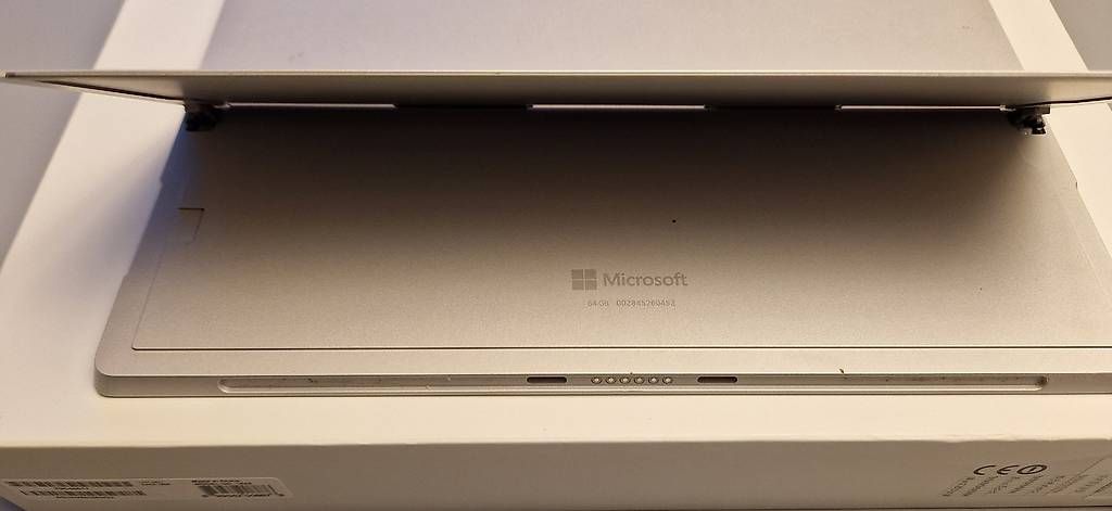 Microsoft Tablet PC: Microsoft Surface 3 Go 64GB – Difettoso da Nürensdorf venduto da Jx3p 3