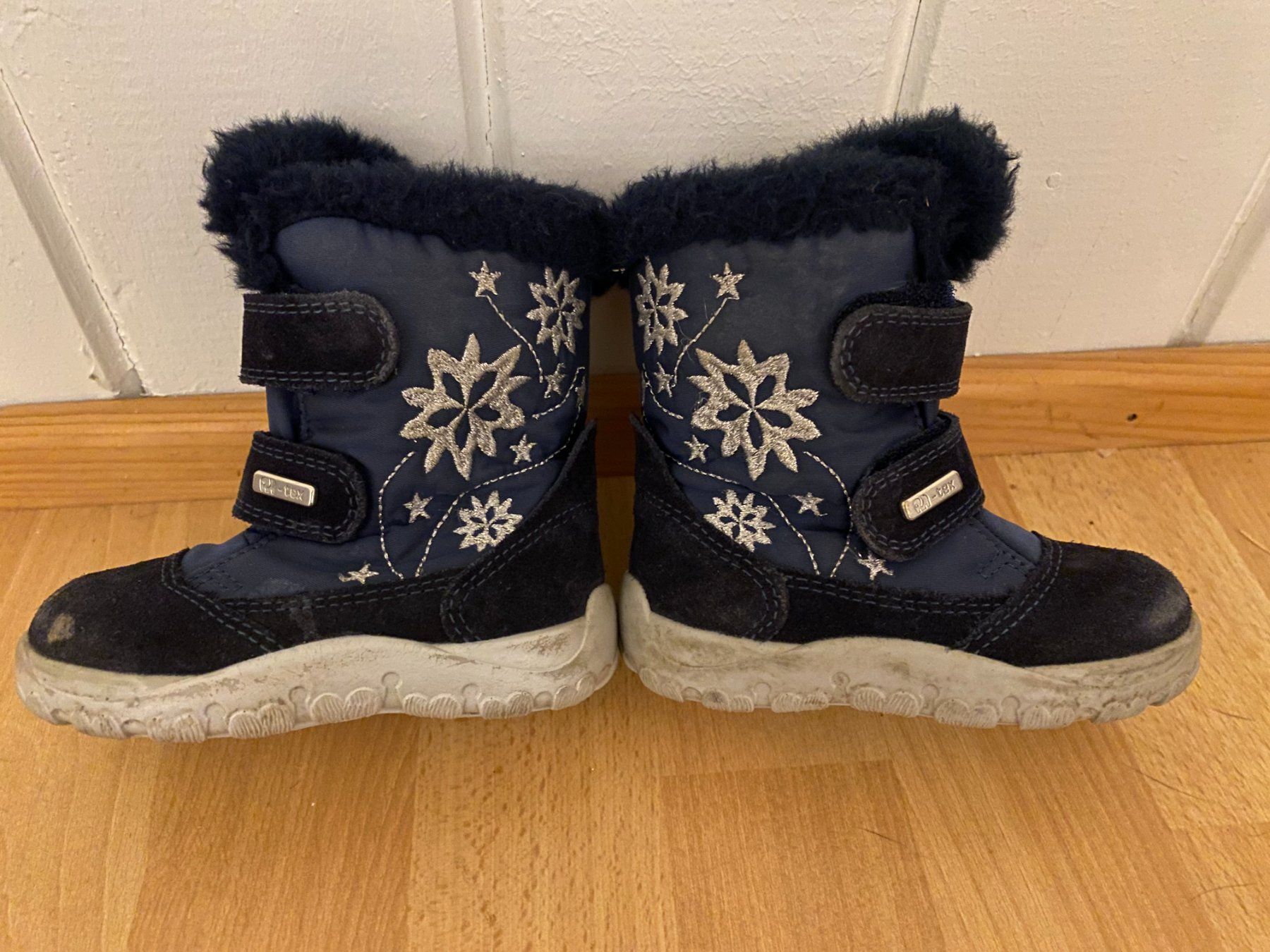 Elefanten Schuhe für Jungen: Winterstiefel Kinder Grösse 20 Elefanten – Gebraucht aus Richterswil von Mano1st