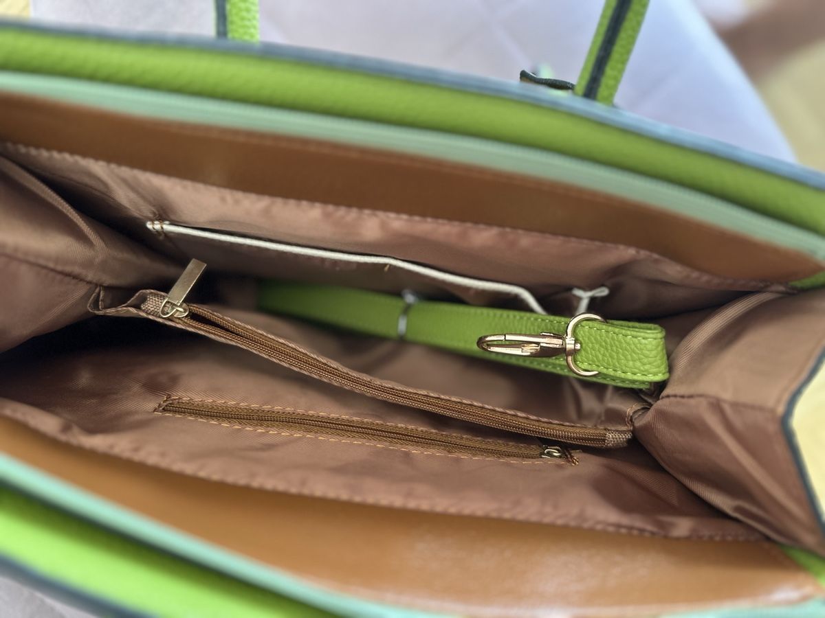 Borse da donna: LALUVA Warkin Bag – Usato da Zürich venduto da Vtrende 1