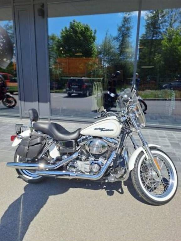 Chopper: Moto Harley-Davidson Dyna Super Glide Custom – Gebraucht aus Les Paccots von deepwoods 4