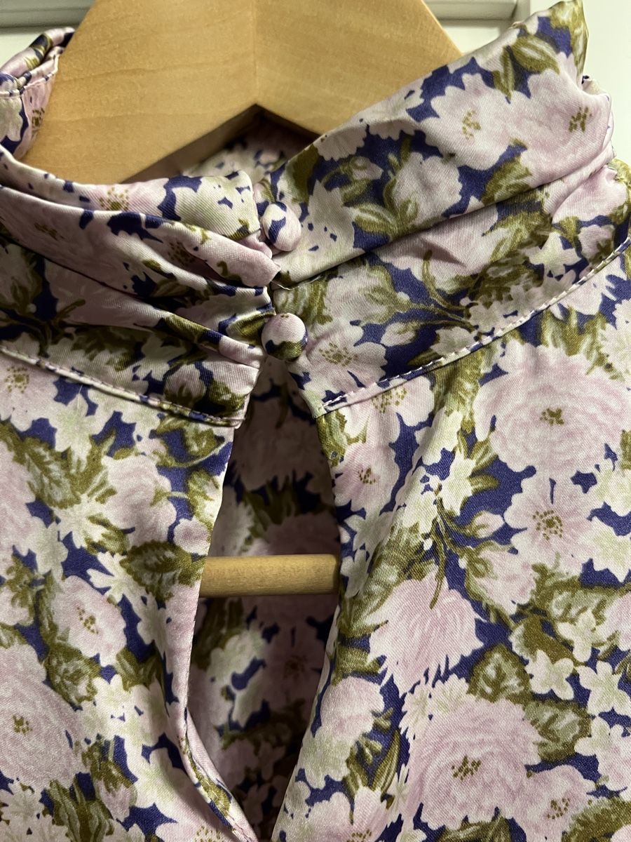 Zara Camicette: Zara Bluse - Blumenmuster - Puffärmel - Grösse S – Nuovo (secondo la descrizione) da Laufen venduto da li_ga7 4