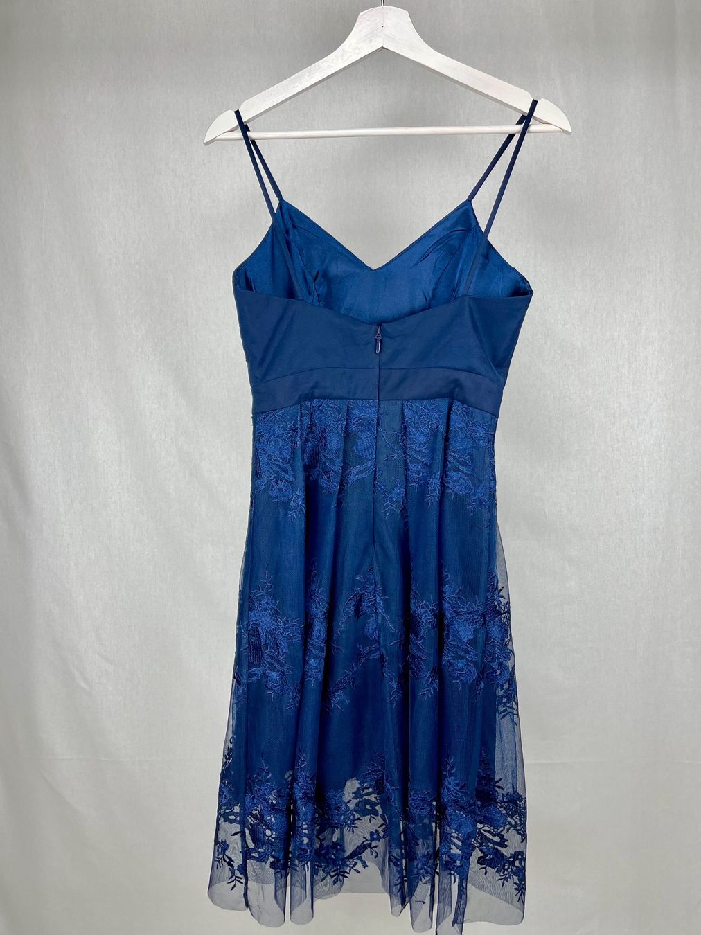 Vestiti: Kleid - Festkleid - CHI CHI London – Nuovo (secondo la descrizione) da Romanshorn venduto da MAFLOMAS 1