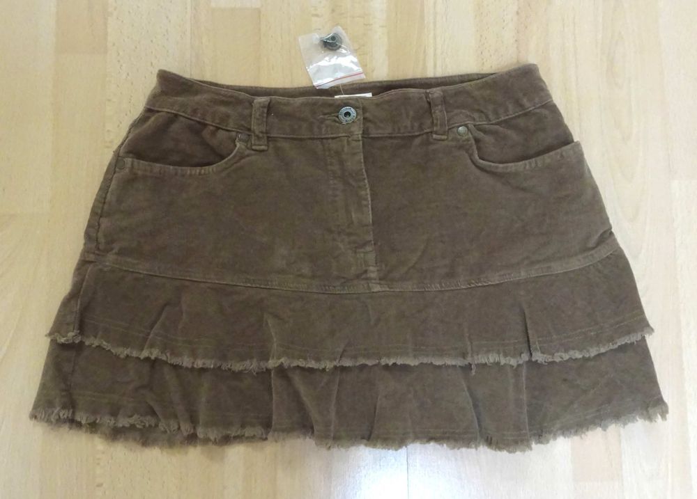 Gonna Lunga Al Ginocchio Cecil In Morbido Velluto A Coste, Con Tasche, Colore Nero, Autunno