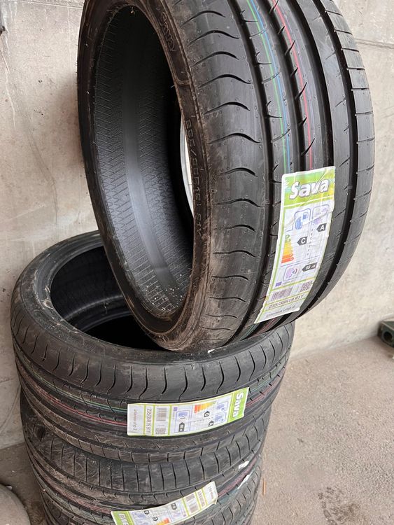Autoreifen (Gebraucht) in Fanas für CHF 148 – nur Abholung auf Ricardo ...