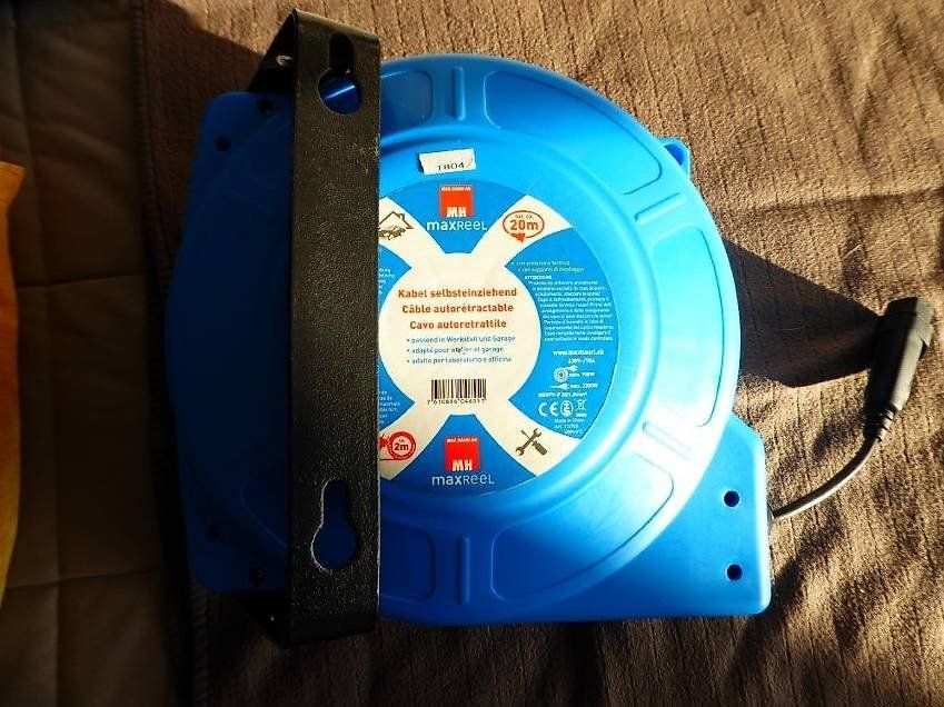 Câbles: Kabelrolle 20 Meter Neu – Neuf (Voir description) à Bronschhofen par Lammleu 1