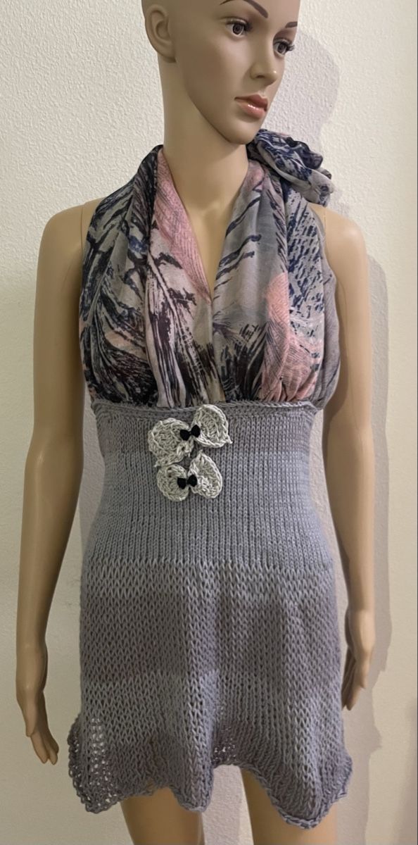 Vestiti: Kleid mit Druckstoff Grösse M Neckholder  – Nuovo e nell'imballaggio originale da Au ZH venduto da Jaggy4