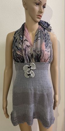 Kleid mit Druckstoff Grösse M Neckholder 