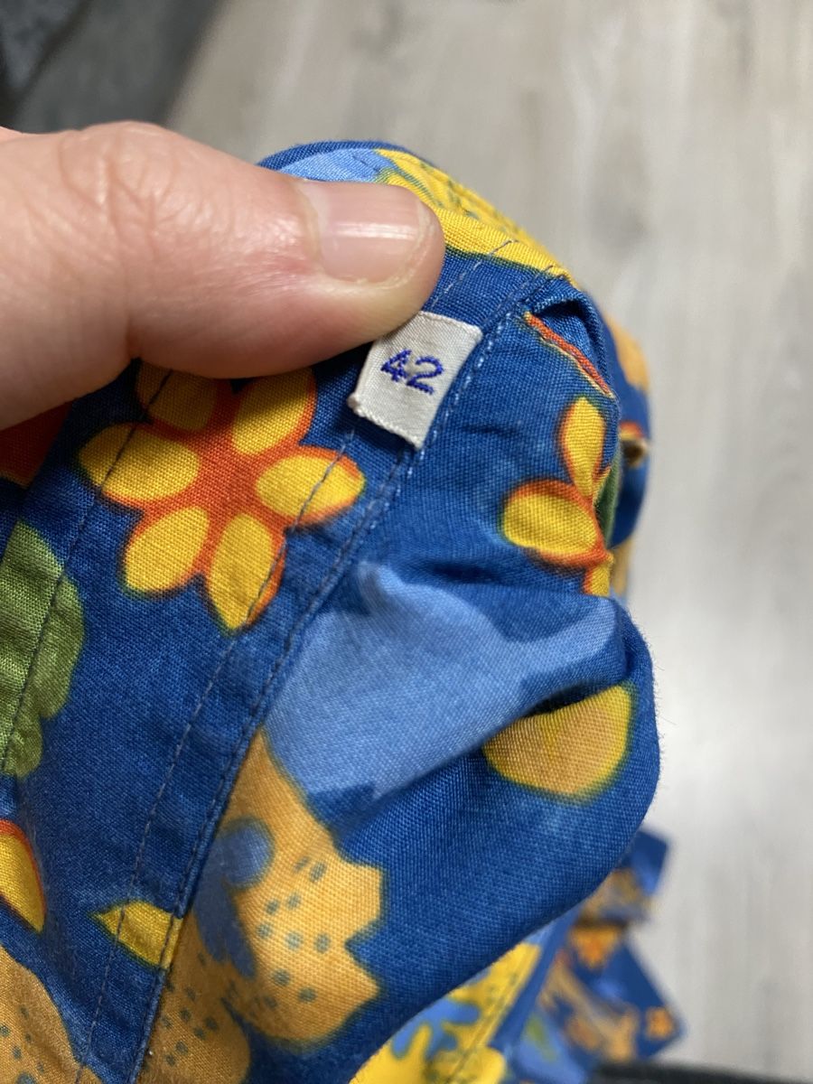 Valentino Blusen: Chemise Valentino taille 42 – Gebraucht aus Montreux von Perledor 5
