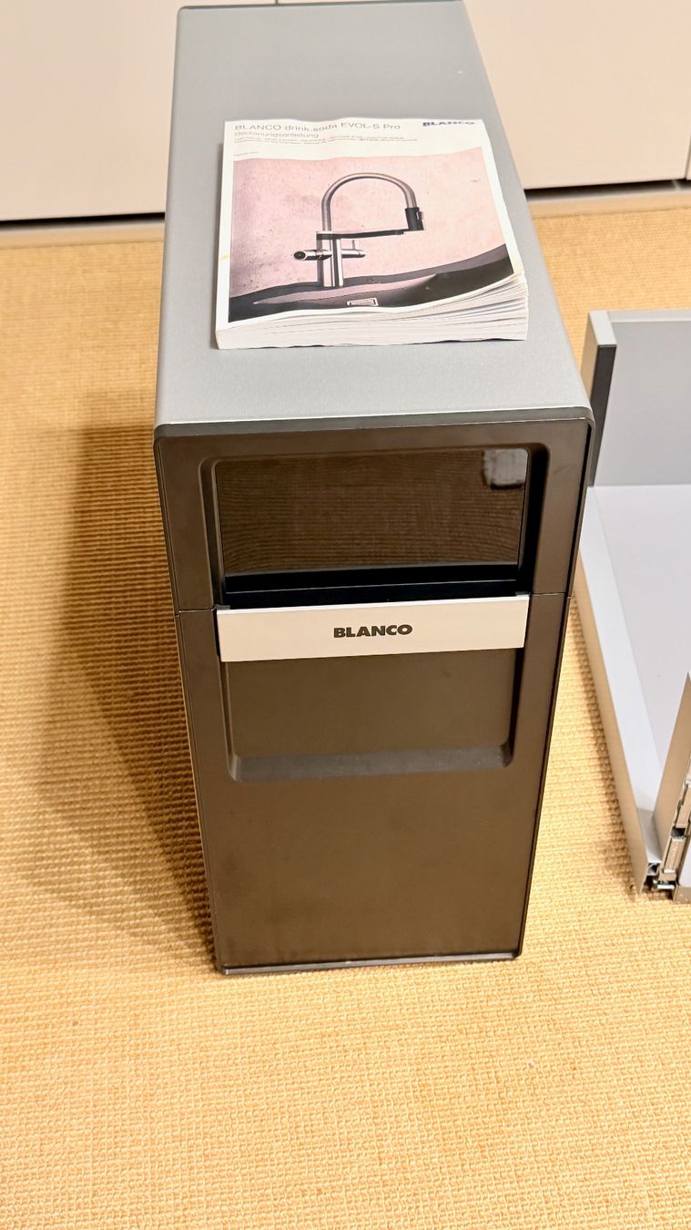 Blanco Elettrodomestici da cucina: BLANCO drink.soda EVOL-S Pro Trinkwassersystem neuwertig – Usato da Zürich venduto da sr.zurich 2