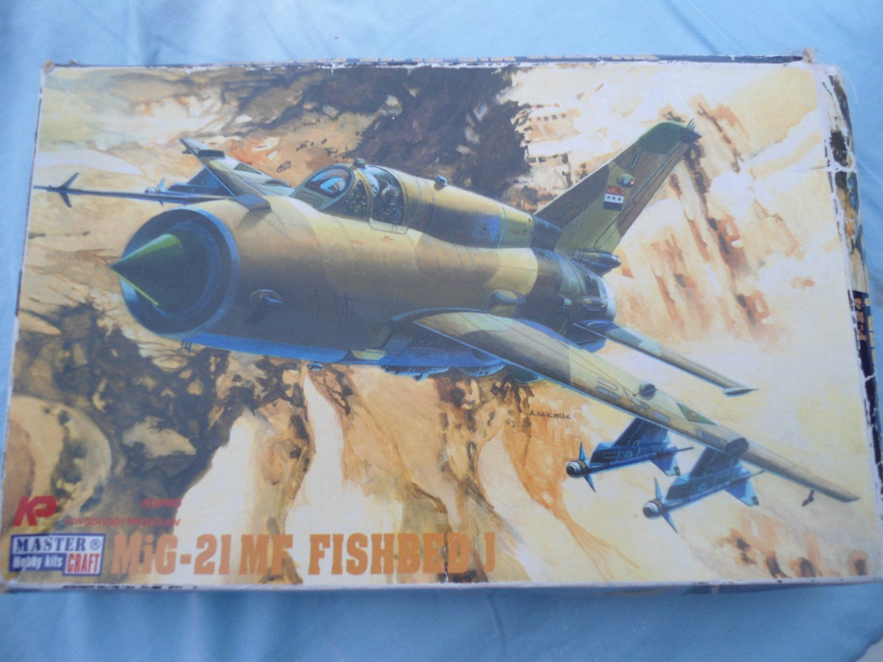 Kit di modellismo & Modellini statici: Revell Mastercraft Bausatz Mig -21MF Fishbed – Usato da Basel venduto da Gurit76