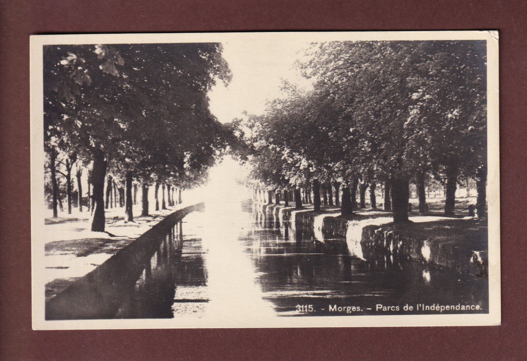 Ansichtskarten: MORGES - Parc de l'Indépendance – Gebraucht aus Pully von nicecards-shop