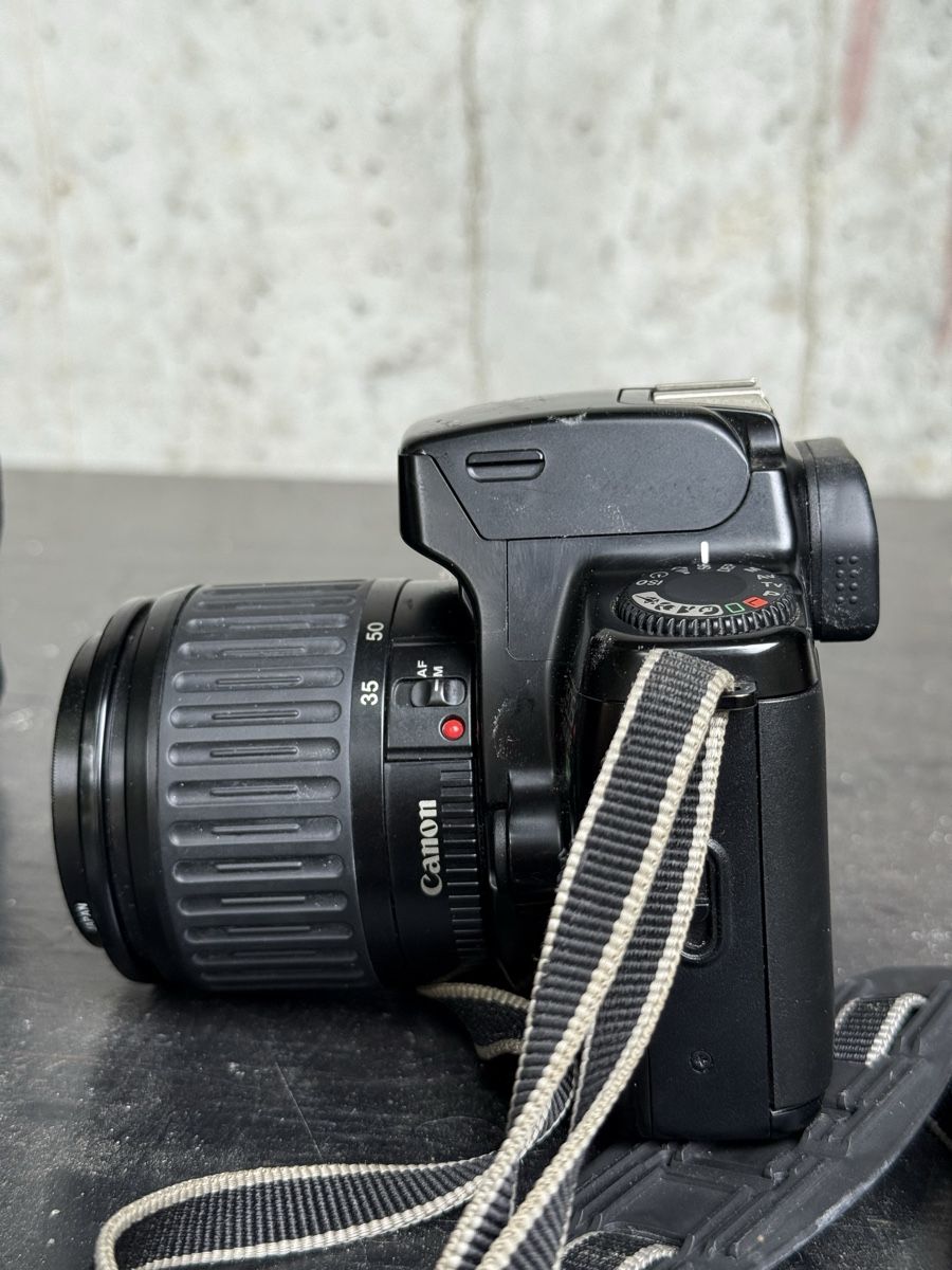 Canon Fotocamera: Vintage Canon EOS 1000F Camera – Usato da Lausanne venduto da artnouveau04 1