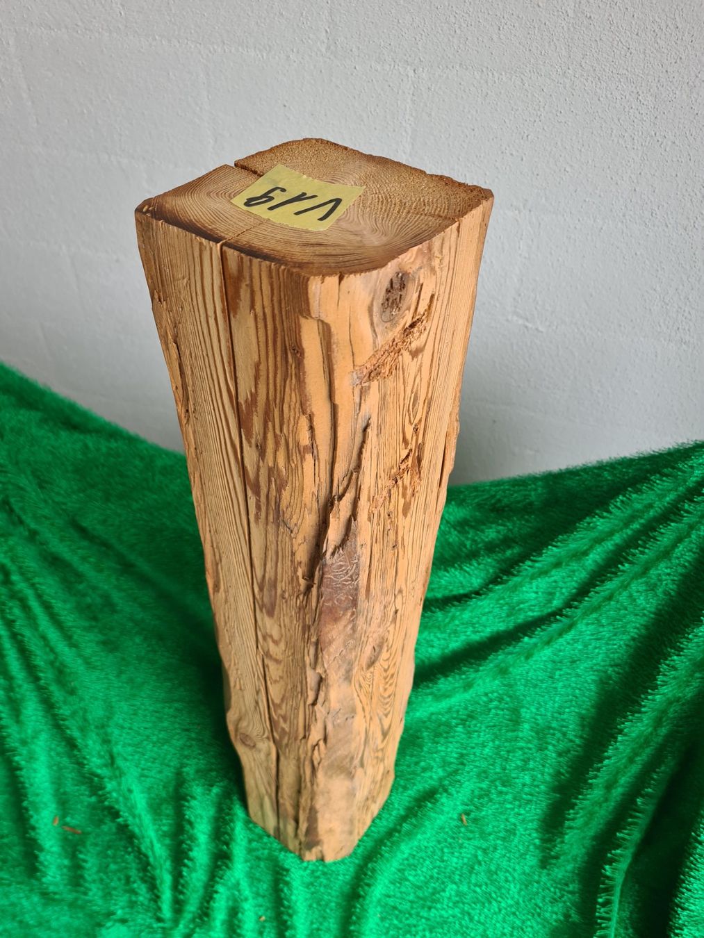 Articoli in legno: Altholz Deko Balken – Usato da Grosswangen venduto da Spieler10 1