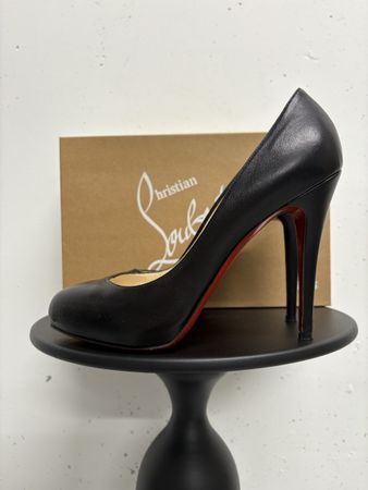 Christian Louboutin Decolette Pumps Schwarz Gr. 39