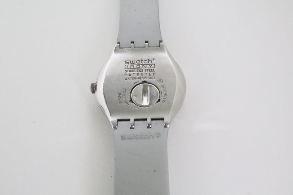 Swatch Montres: Swatch Herren Uhr läuft Garantie – D'occasion à Willisau par flabastian 6