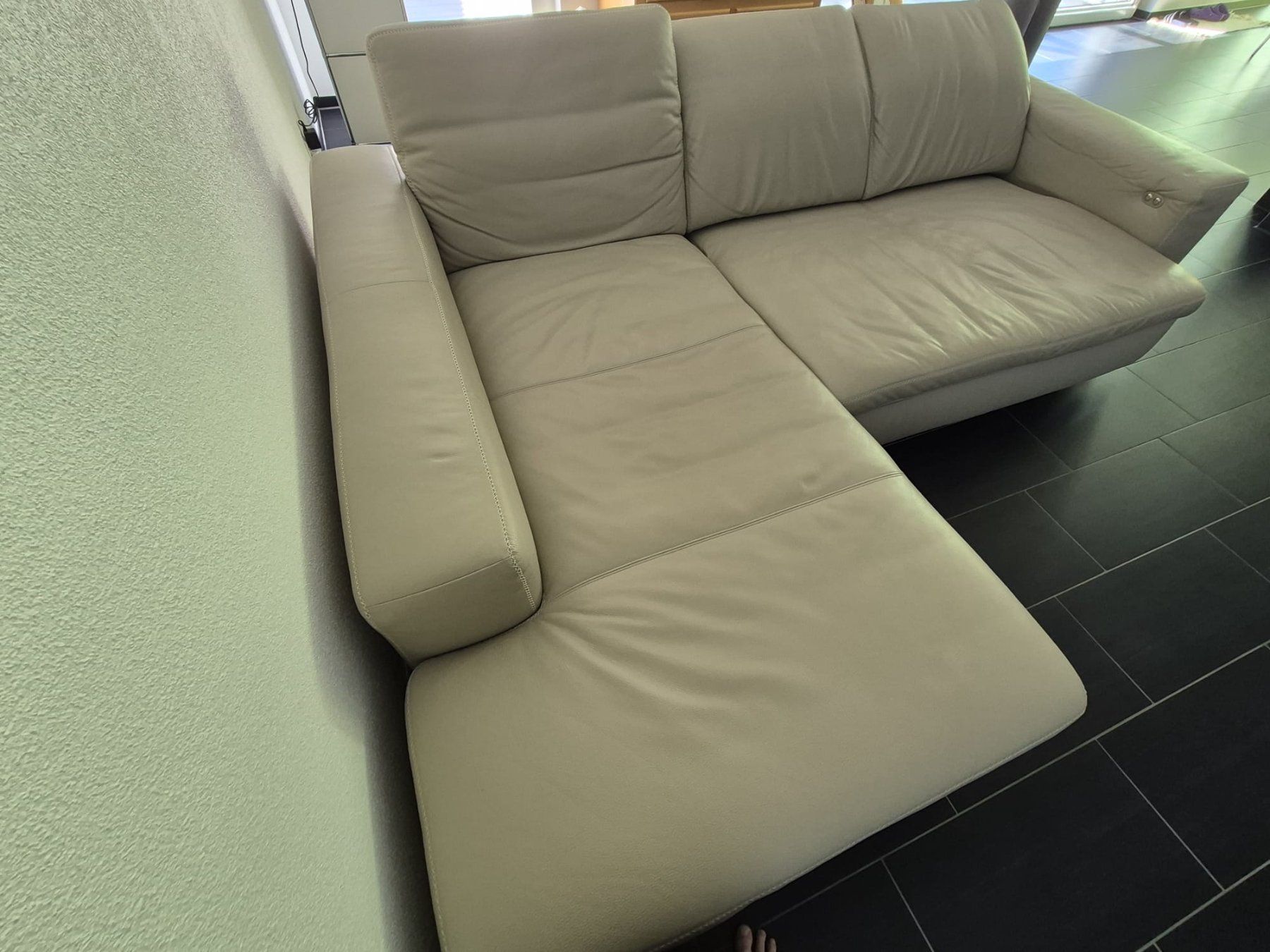Divani: Canapé en cuir – Usato da Schwadernau venduto da DConti01 3