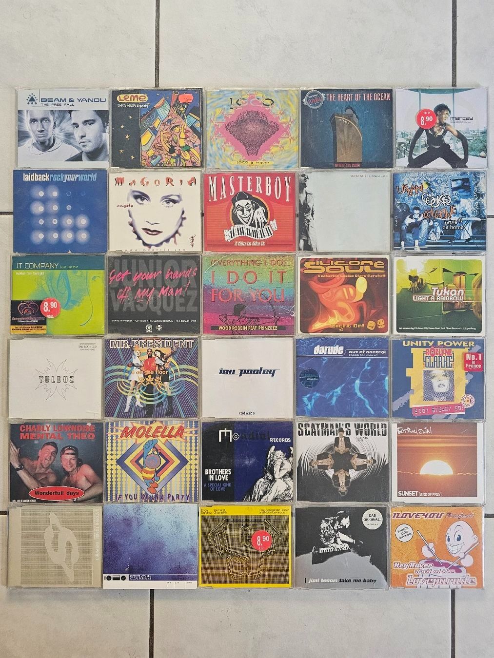 CD: 180 Maxi CDs - Sammlung: House, Trance, Techno, Dance... – Usato da Biberist venduto da Foolio0 1