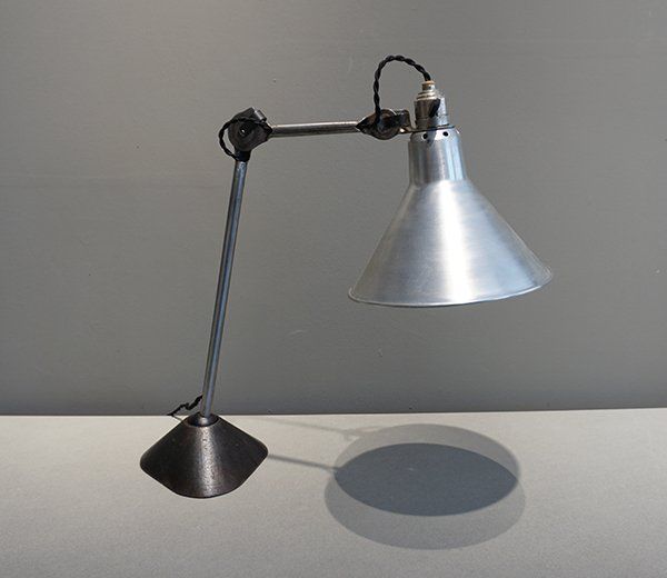 Lampes: Bernard-Albin Gras Table Lamp / 1921 – D'occasion à Zürich par paristurin