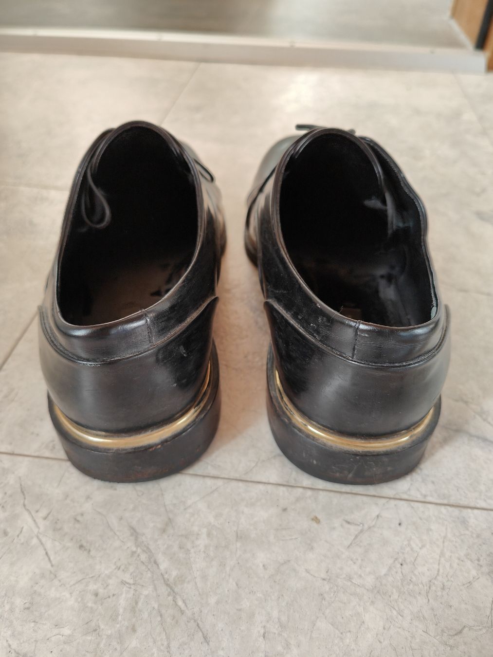 Louis Vuitton Scarpe da uomo: Halbschuhe von Louis Vuitton – Usato da Einsiedeln venduto da RaphaelSimeon 1