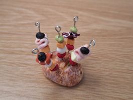 Retro Partyspiesschen Brot Handgemacht, auch für Maileg