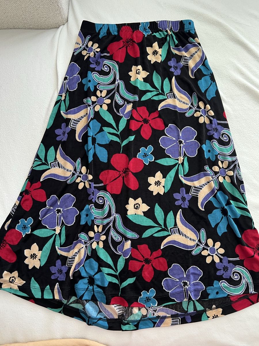 Röcke: Y2K vintage shirt size Xs – Gebraucht aus Zürich von dor_9l9g