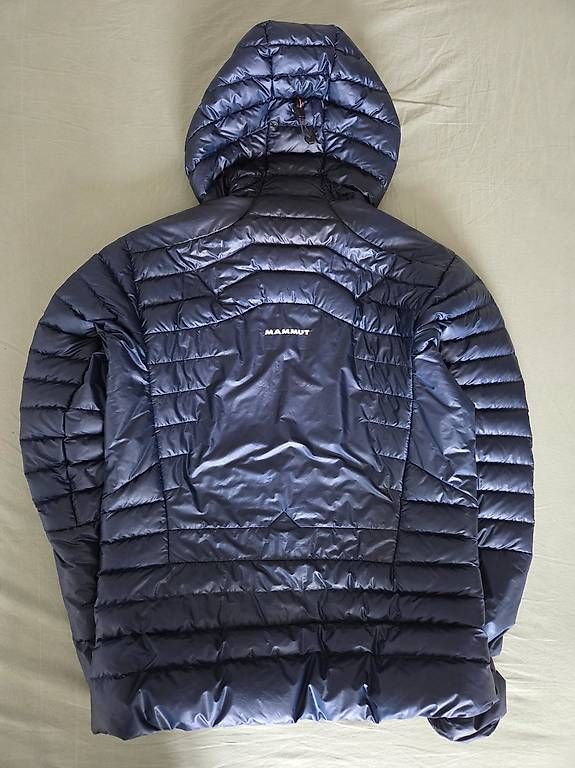 Mammut Jacken: Mammut Eigerjoch Advanced Hooded Jacket M - neu – Gebraucht aus Schlieren von jan_6d7b 1