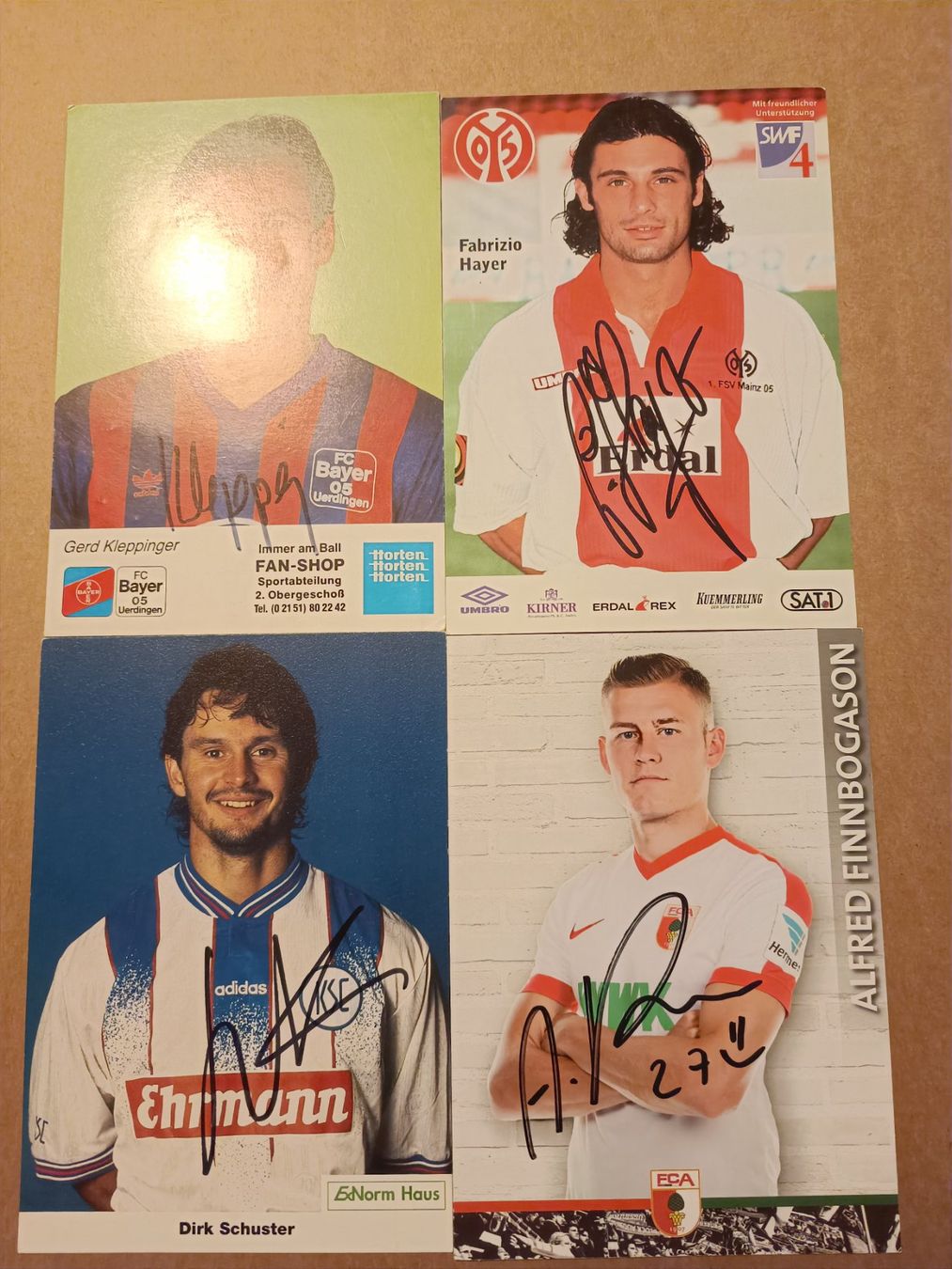 Autogramme: Bundesliga - 4x handsigniert – Gebraucht aus Menziken von Artographs