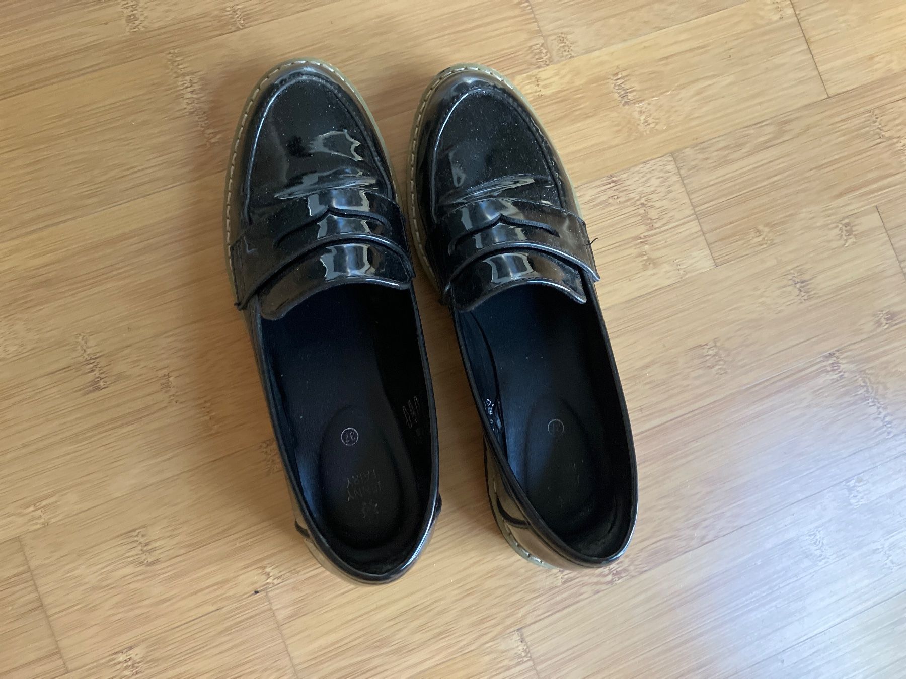 Colori: Lacklederschuh – Usato da Belp venduto da Bverona