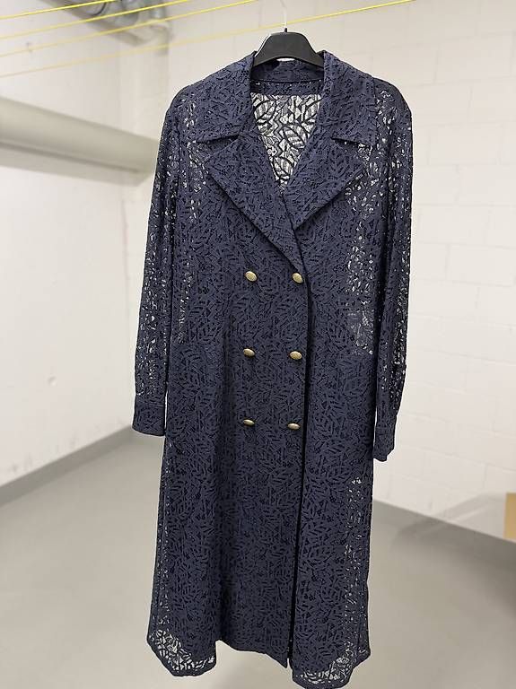 Kleider: Max Mara Midi-Kleid / Mantel – Gebraucht aus Steinhausen von deikoon
