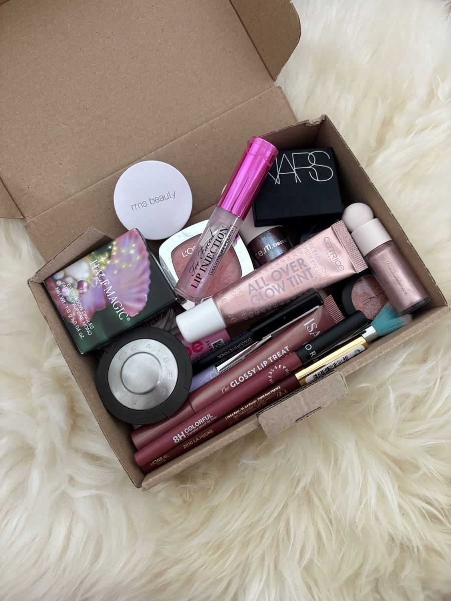 Make-up: Mystery Make-Up Box – Gebraucht aus Binz von sar_dh2f