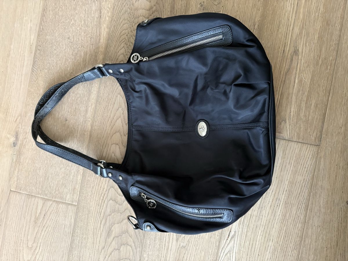Sacs femmes: Sac cabas noir – D'occasion à Lausanne par Sha_btd 1