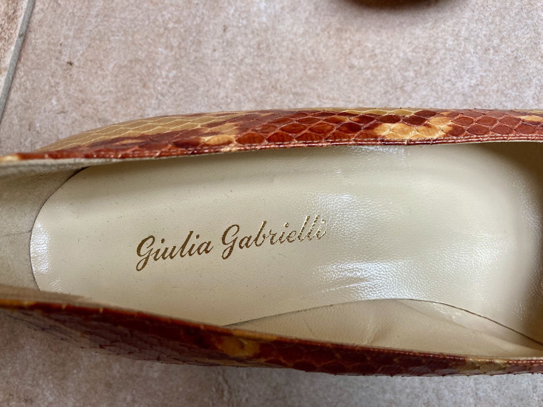 Scarpe da donna: Giulia Gabrielli Leder Schuhe Gr.40 – Usato da Stetten AG venduto da Hanya 2