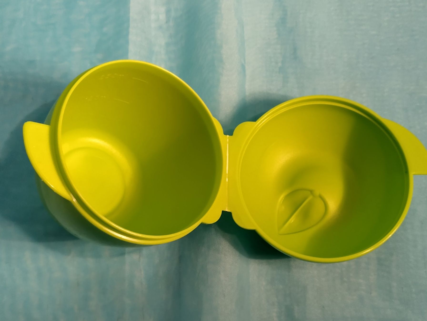 Tupperware Contenitori & Simili: Tupperware Apfel, grün – Nuovo (secondo la descrizione) da Bellach venduto da JingleCherry 3