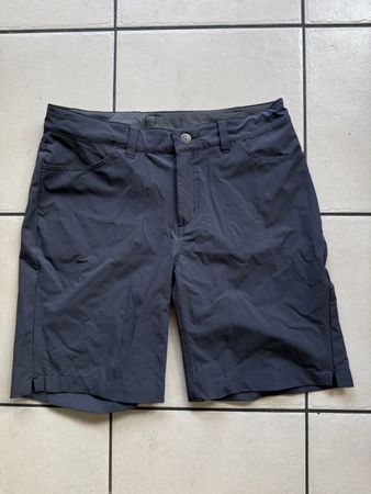 Patagonia Women's Skyline Traveler Shorts — 8"