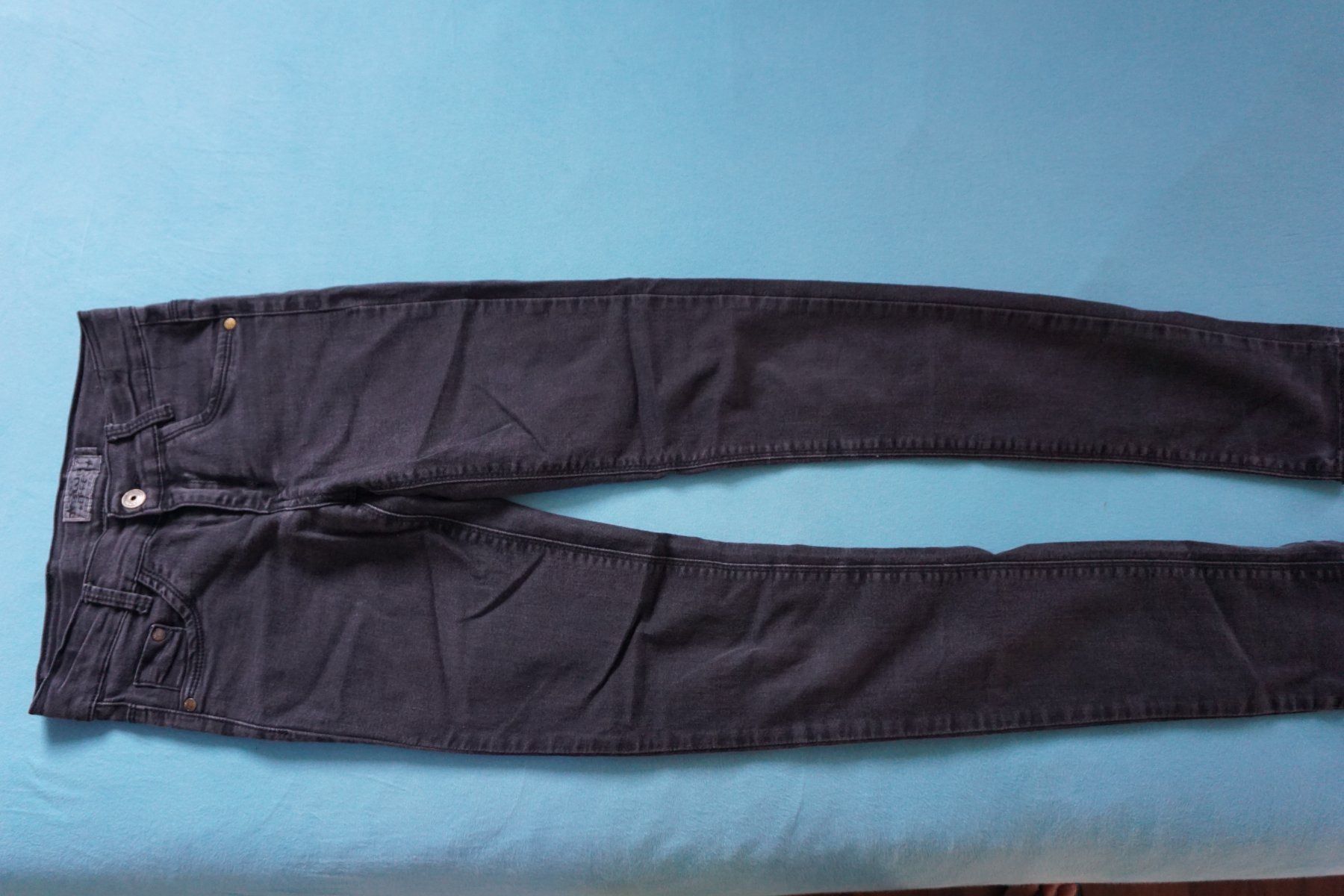 Pantaloni: Hose Gr.170 14/15 Jährig – Usato da Zürich venduto da einalemjena