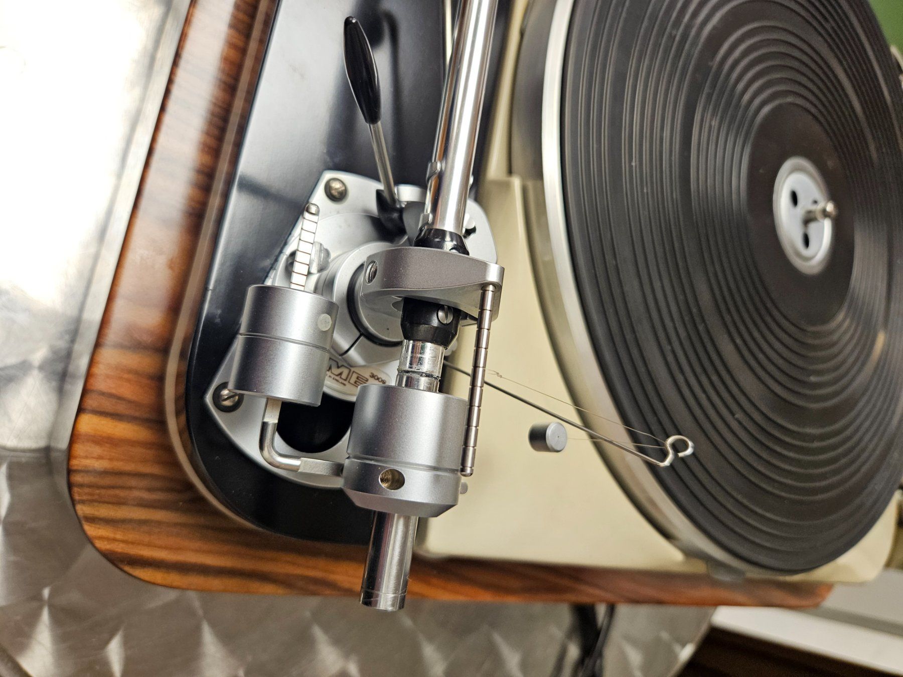 Thorens Giradischi: Thorens 124 Mk1 Top! – Usato da Herzogenbuchsee venduto da phonowelt 3