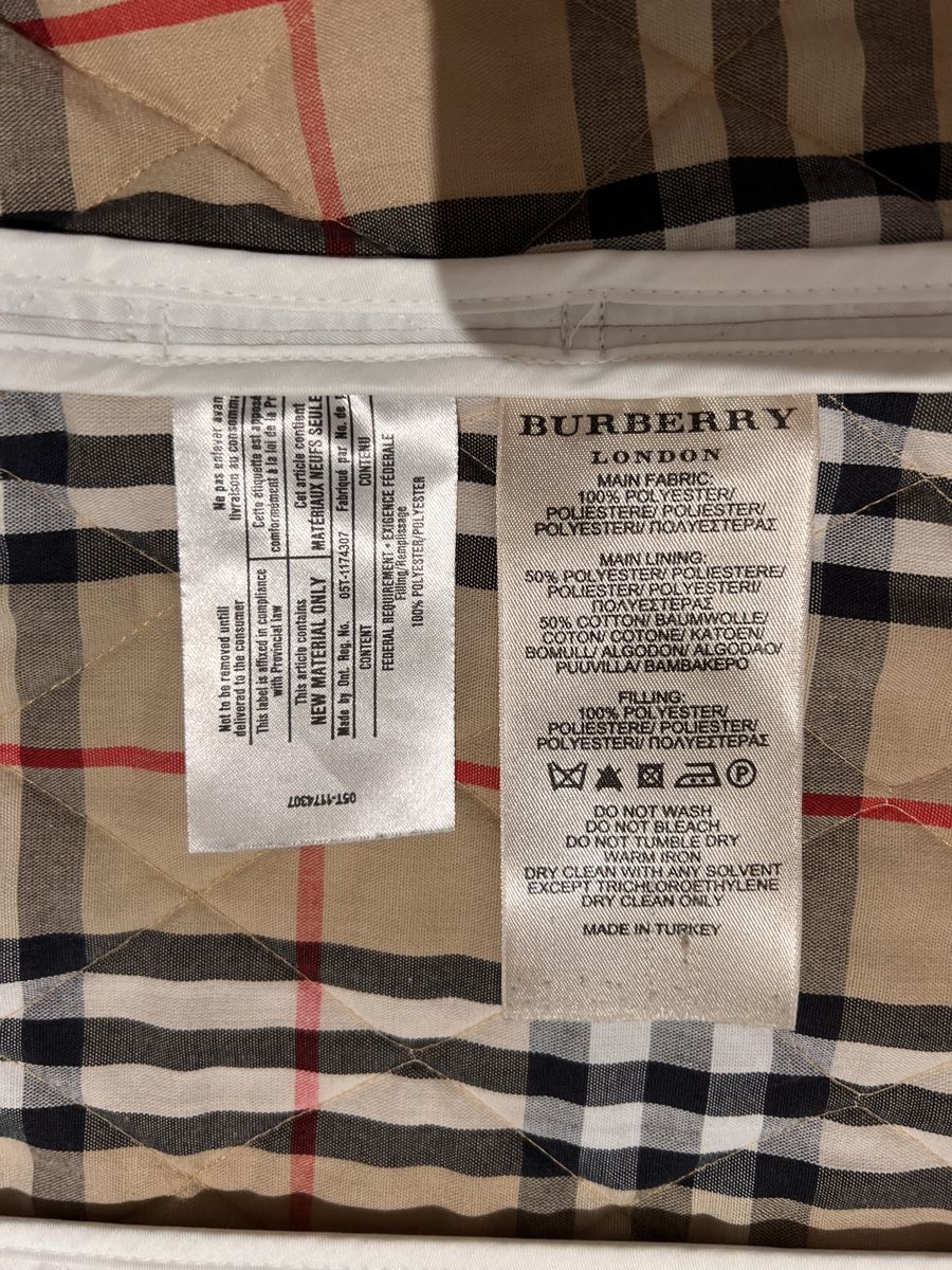 Burberry Giacche: Burberry Steppjacke weiss Gr S – Usato da schaan venduto da Ak9jg8 5