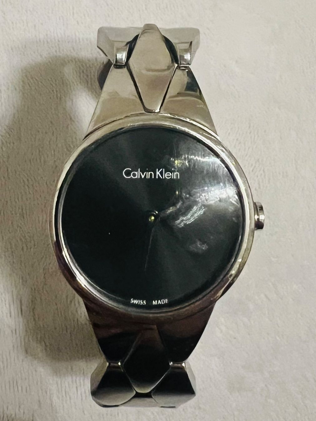 Calvin Klein Montres: Damen Uhr – D'occasion à Grenchen par rom_xq5z