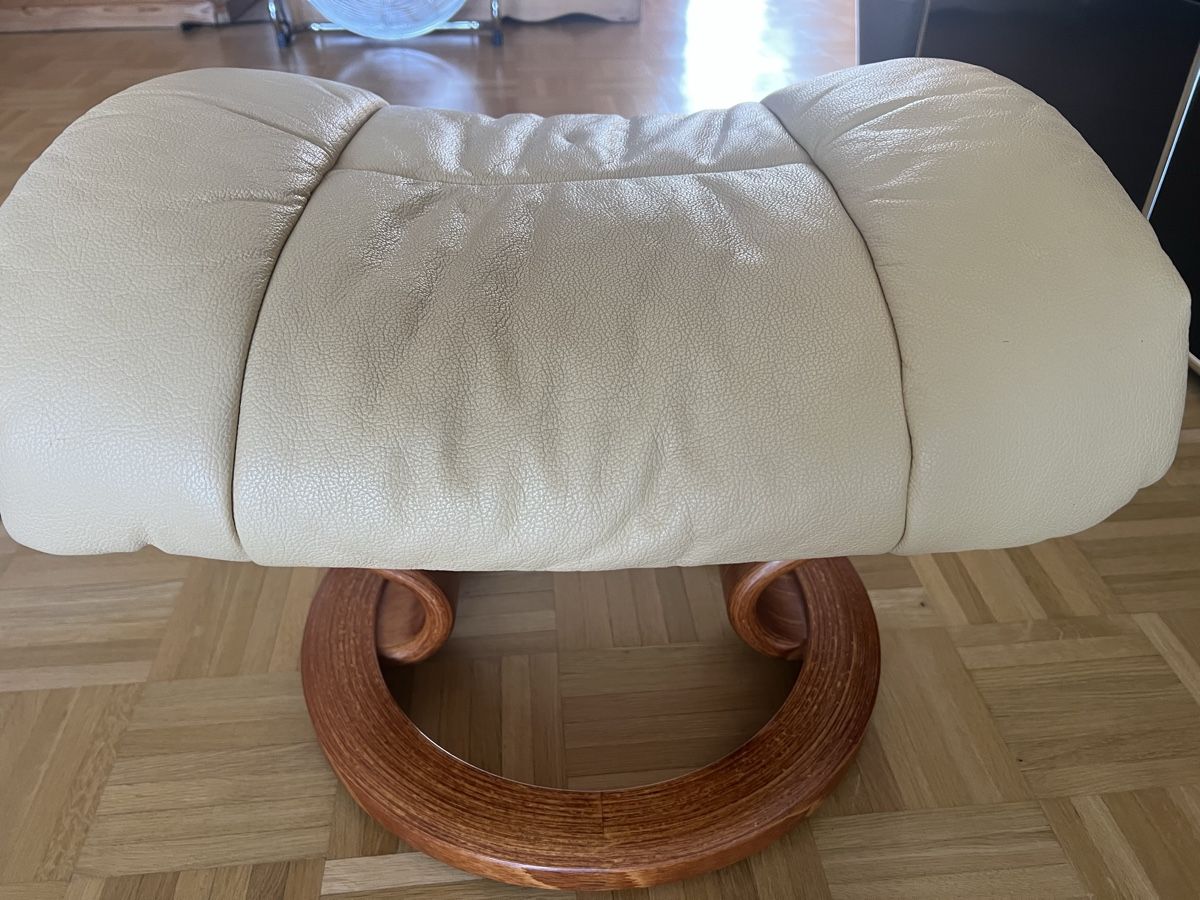 Stressless Hocker: Stressless Hocker  – Gebraucht aus Luzern von fabliv 1