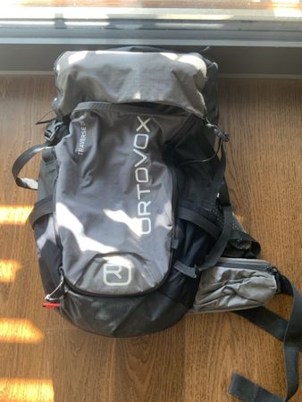 Unisex Ortovox Traverse 28 S Grey black backpack