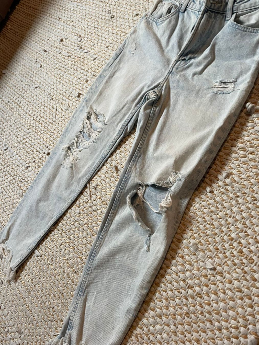 Jeans: BERSHKA DAMEN HOSEN GR.34 – Usato da winterthur venduto da MEAhealingBrush 1