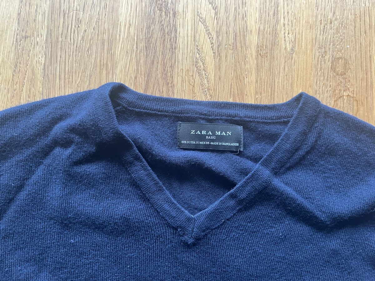 Zara Maglioni & Felpe: Zara Man Pullover V Ausschnitt blau S – Usato da Zürich venduto da cmono 1
