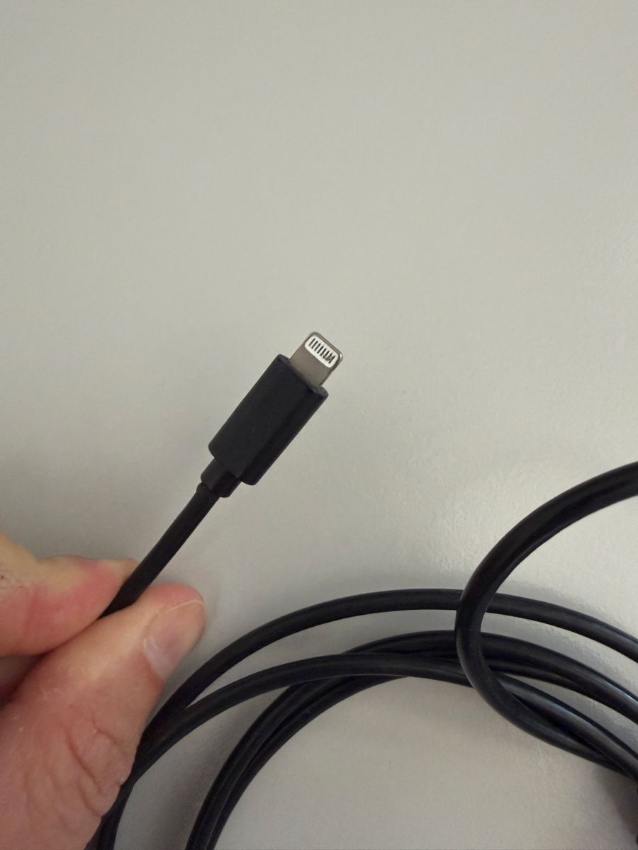 Kabel: Ladekabel Lightning auf USB schwarz gebraucht – Gebraucht aus Hermetschwil-Staff von JamesonAnderson 2