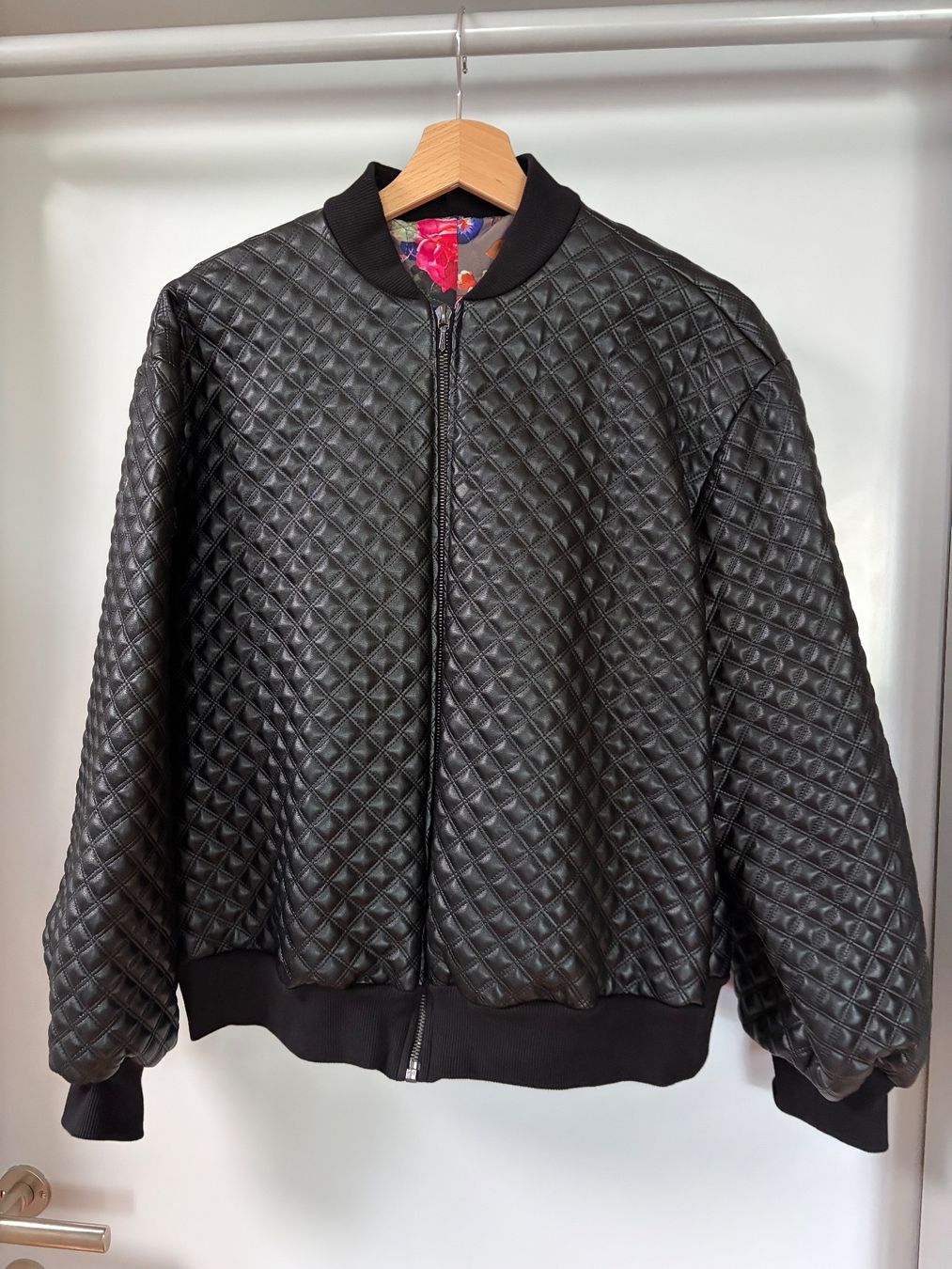 Giacche: Jacke aus Kunstleder – Usato da Frauenfeld venduto da SuterFrauenfeld